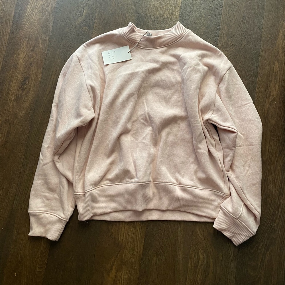 Light pink sweatshirt NEVER WORN